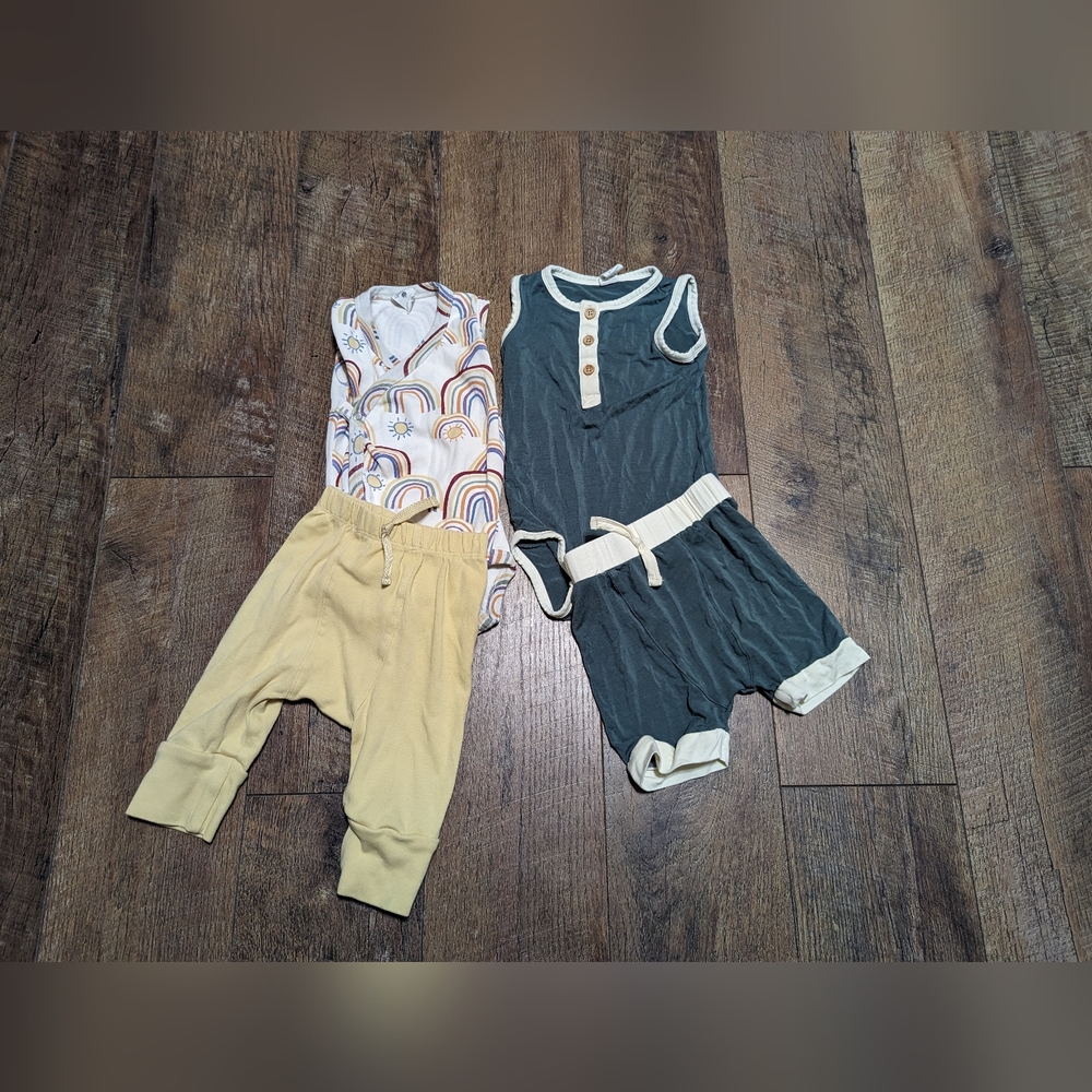 GUC 6-12m Kate Quinn rainbow baby boy girl gender neutral